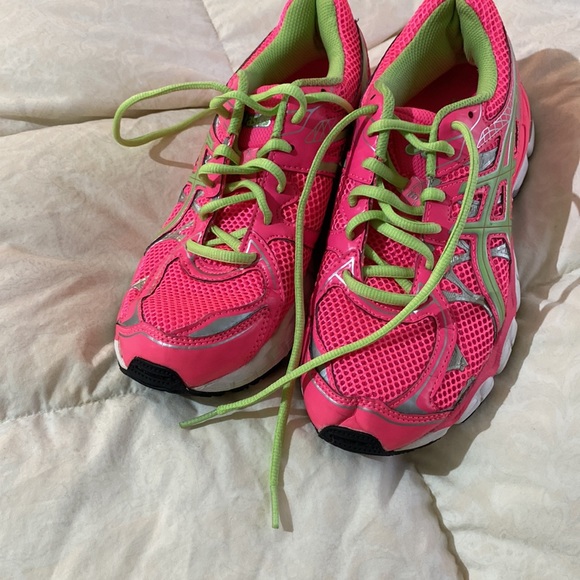 ASICS nimbus 16 like new 6.5  euro 39.5 - Picture 2 of 8